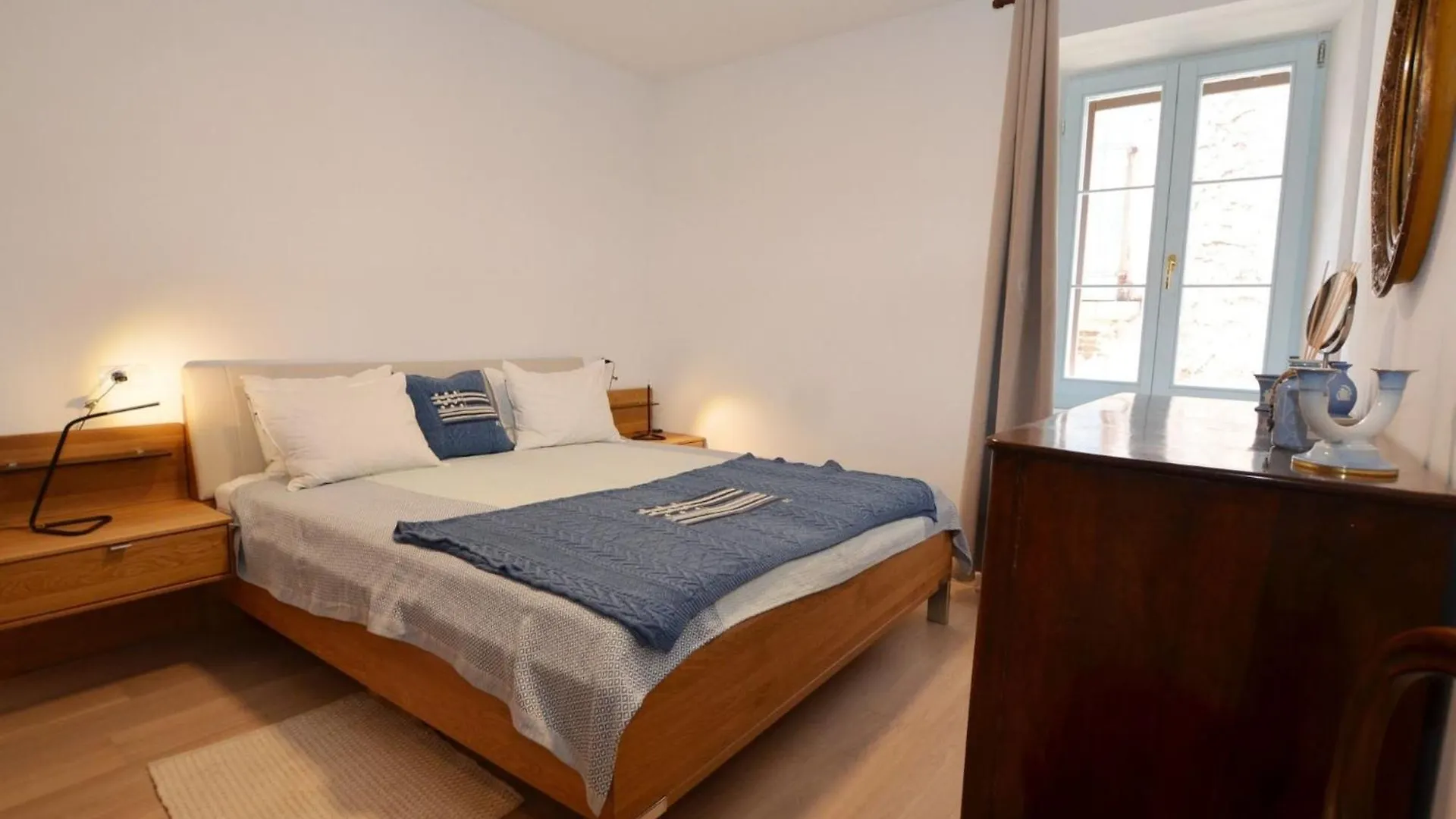 Sunny Rovinj Apartment With Sea View - One Bedroom Apartment With Sea View
